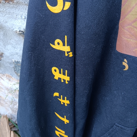 Naruto size large pullover hoodie sweat shirt - Picture 3 of 5